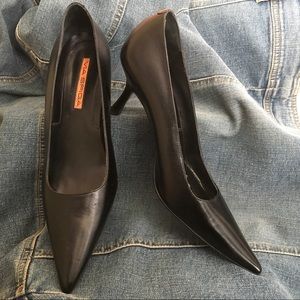 Via Spiga Black Pointed Toe Heels